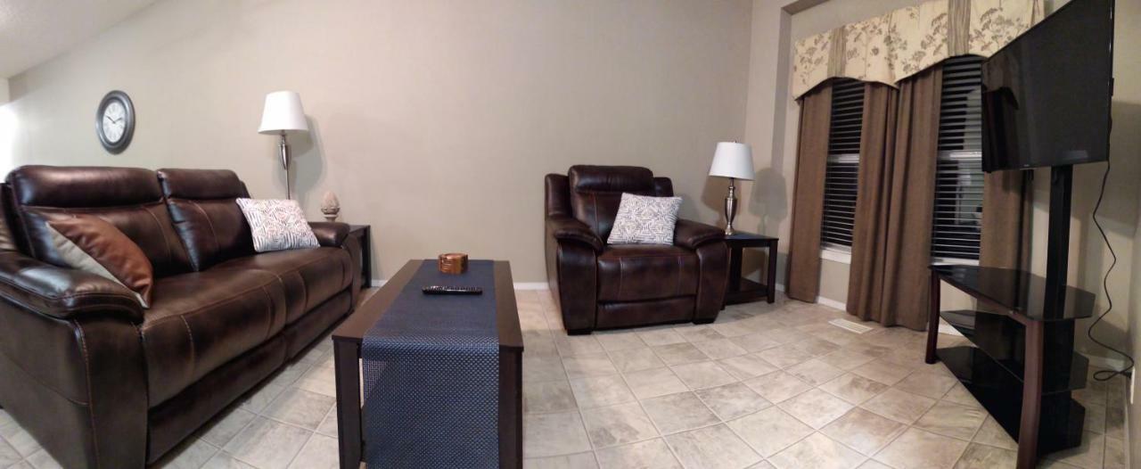 Campbell'S Accommodations Gull Lake Экстерьер фото