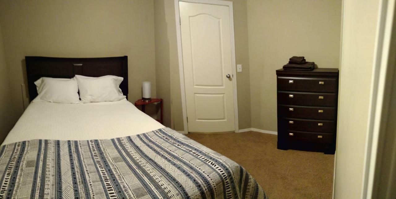 Campbell'S Accommodations Gull Lake Экстерьер фото